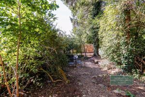 Photo 17- click for photo gallery